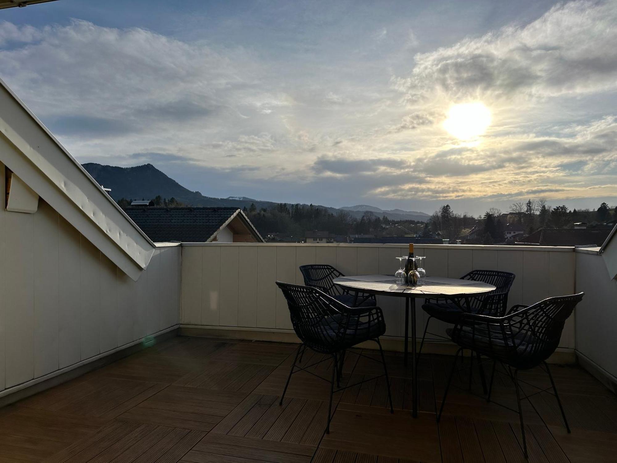 17Er Apartment Mit Sauna Und Privater Garage Мондзе Екстер'єр фото